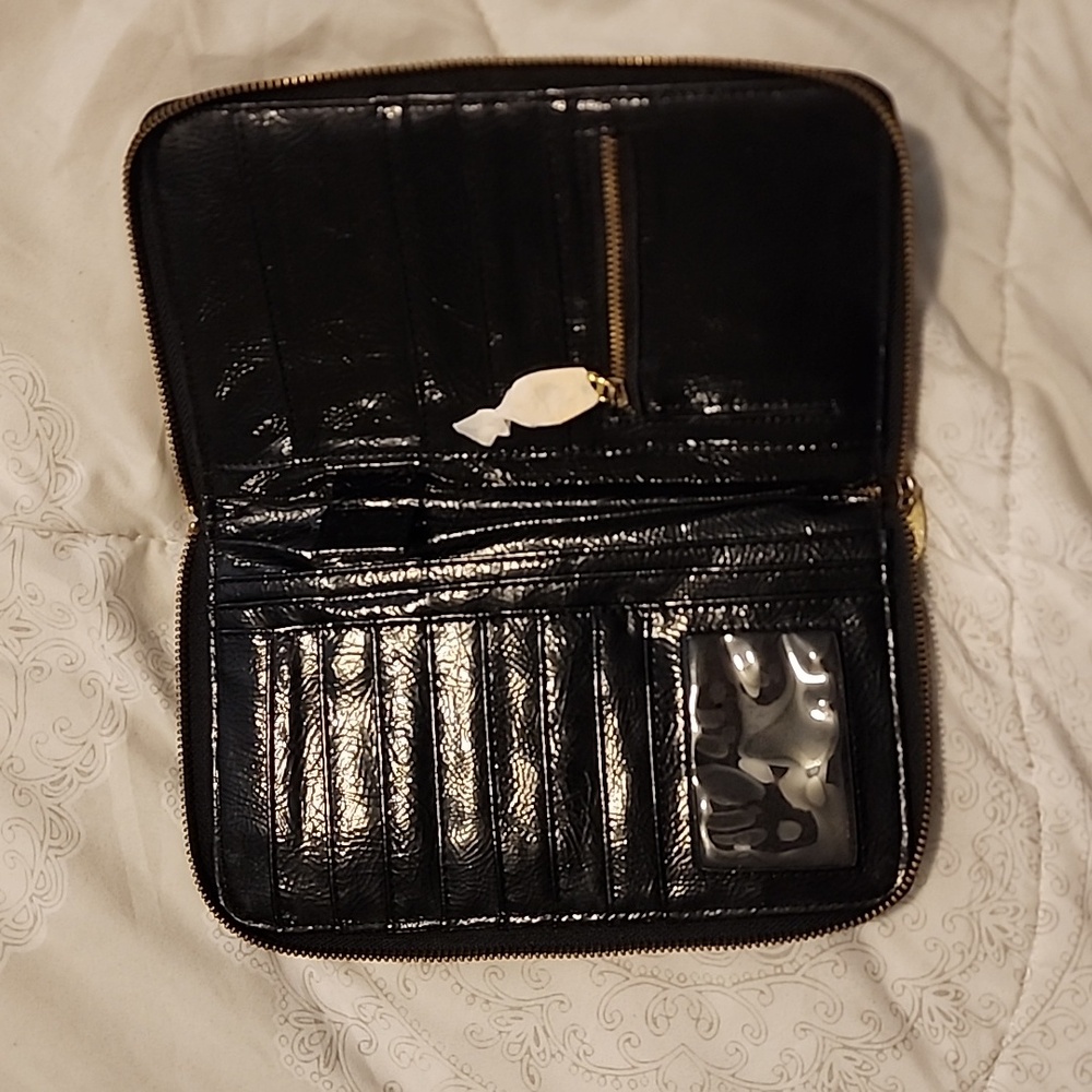 Victoria's Secret card case - Picture 2 of 5